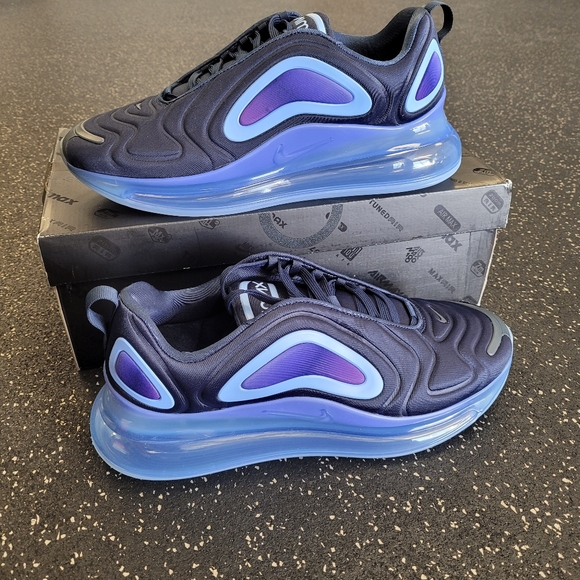 nike air max 720 obsidian